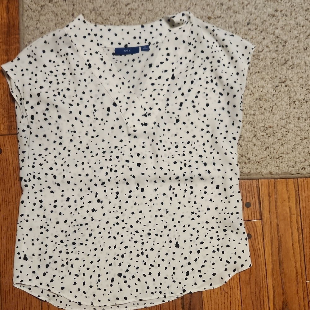 Women's White and Black Polka Dot Top